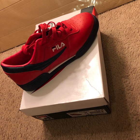 Shoes - Picture 2 of 6